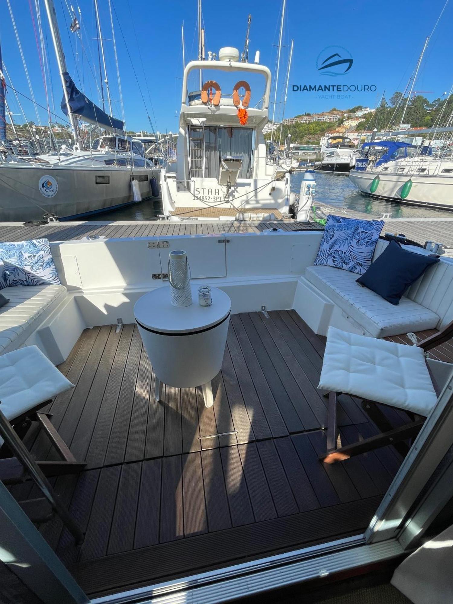 Diamantedouro - Boat Hotel Vila Nova de Gaia Exterior photo